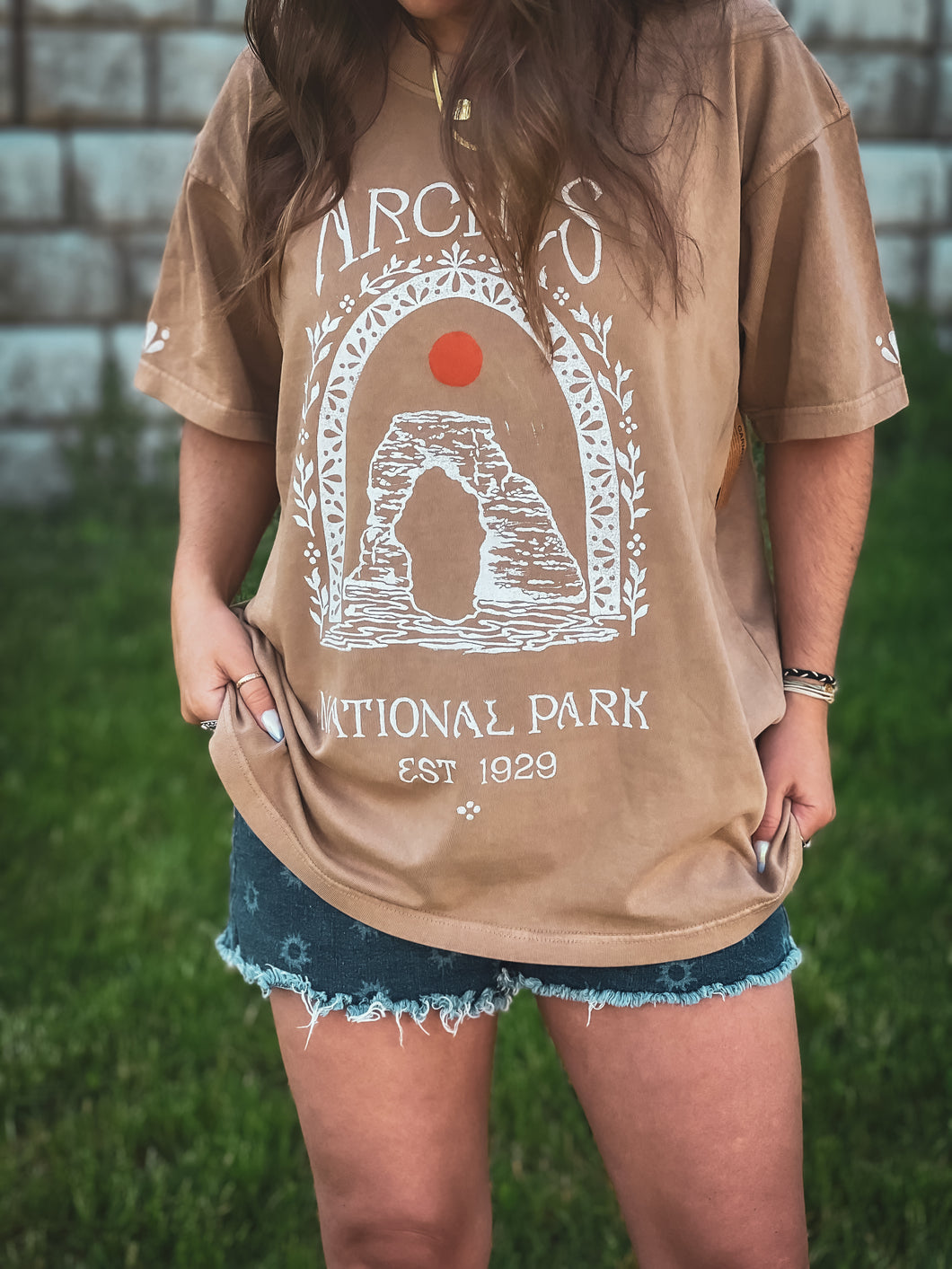 Aches National Park Stamped Tee