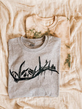 Load image into Gallery viewer, Elk Shed Stamped Tee