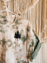 Load image into Gallery viewer, Tree Trio Stamped Tee