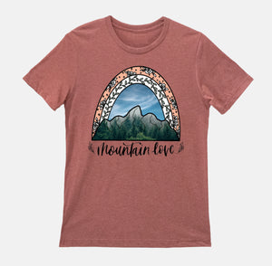 Mountain Babe/love Tee